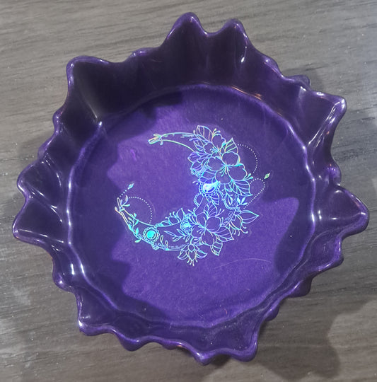 Resin Trinket Tray – Celestial Crescent (7.5", One of a Kind)